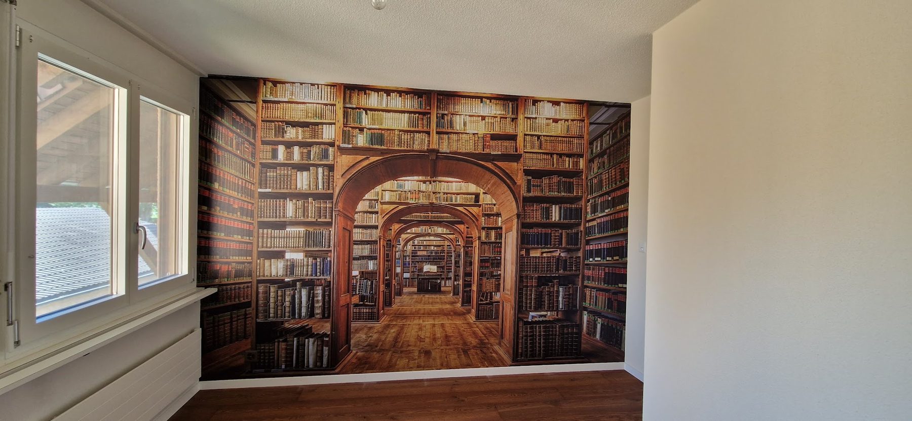Fototapete mit Bibliotheksgang in einem Raum